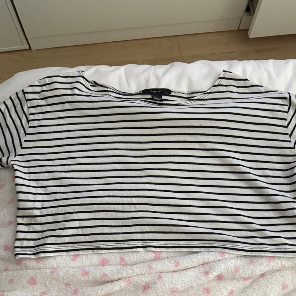 Forever 21 crop top